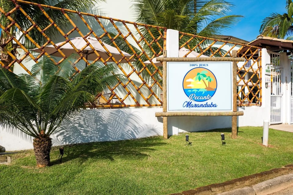 Facade/entrance, Off site, Day, Property logo or sign, Property logo or sign, Bird's eye view, Summer, Logo/Certificate/Sign, Location