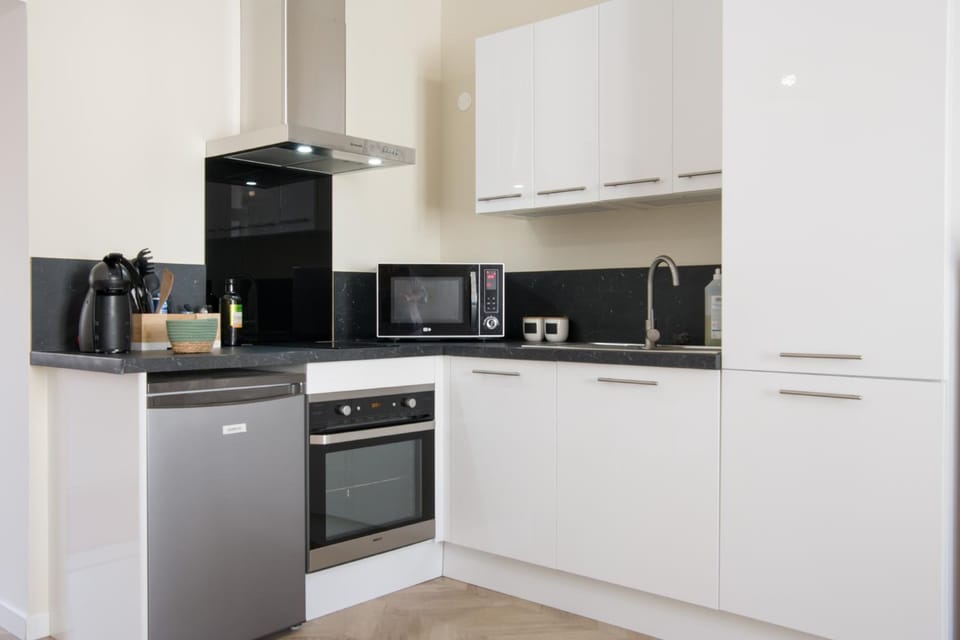Coffee/tea facilities, Kitchen or kitchenette, minibar, pet friendly, stove, toaster