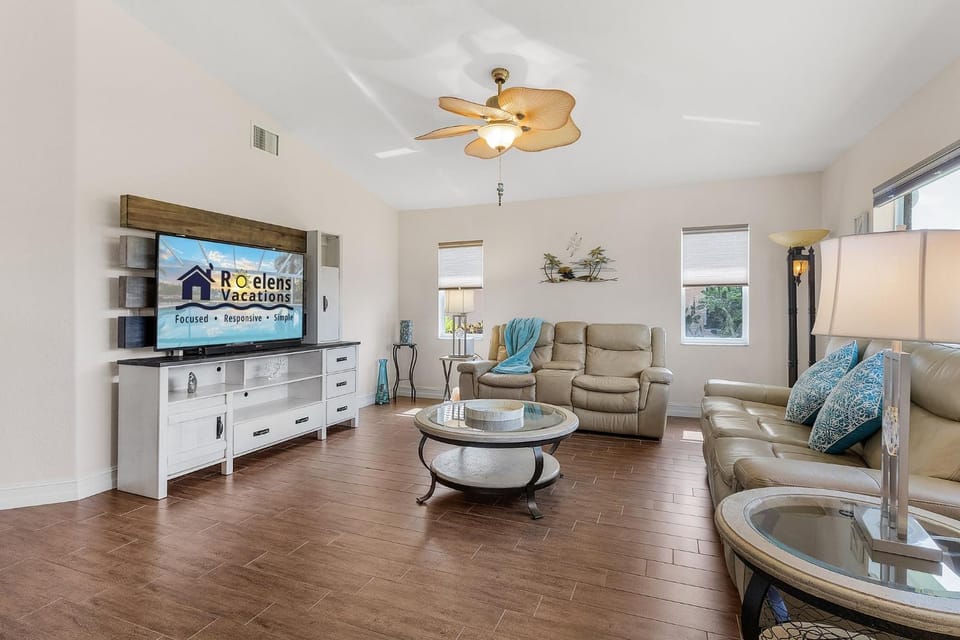 Villa Del Mar House in Cape Coral