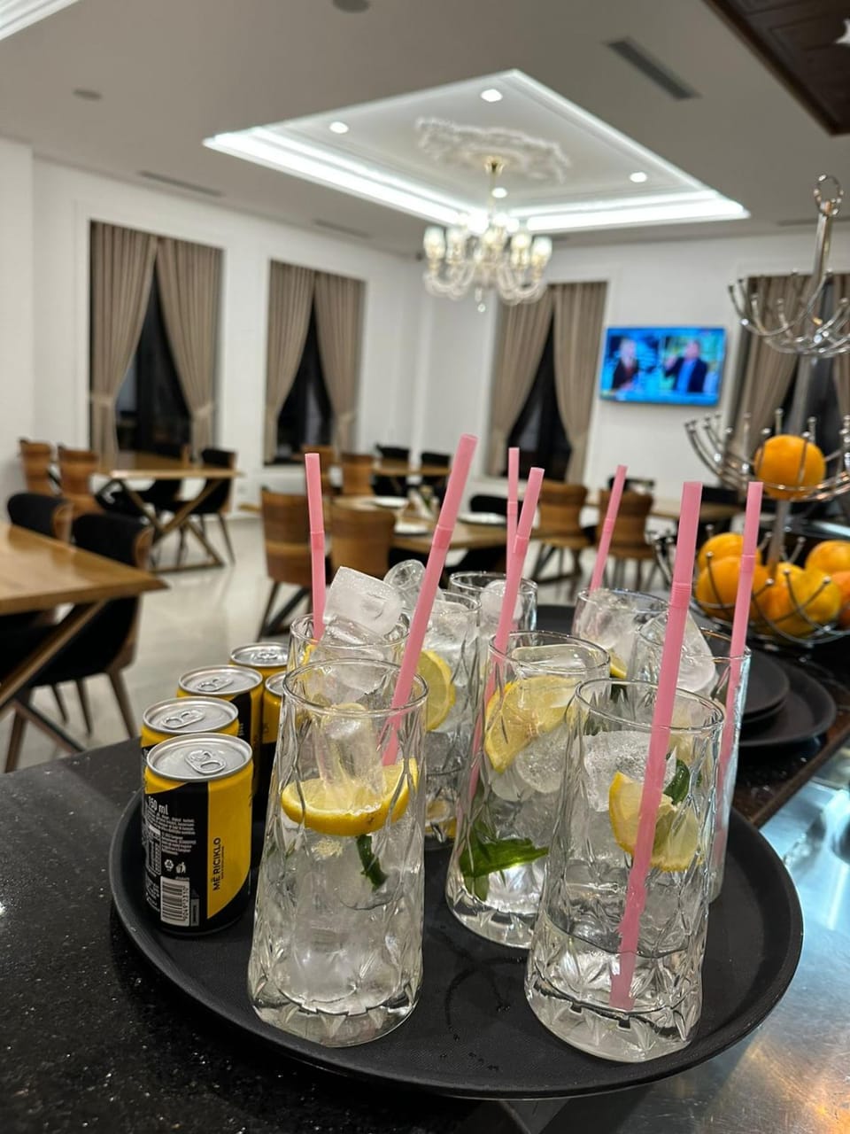 Restaurant/places to eat, Food and drinks, Drinks