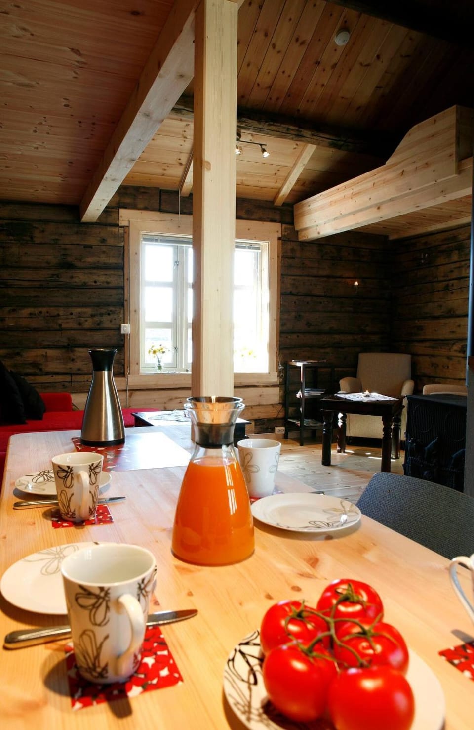 Seating area, Dining area