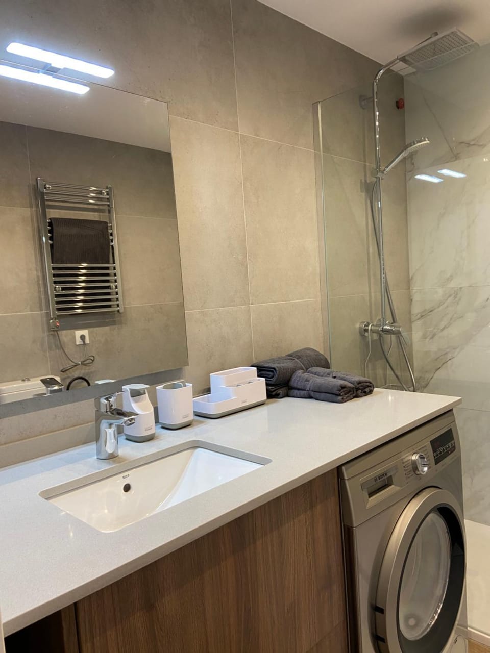 Relaxing modern beachfront apartment - amazing sea view Apartment in Calp