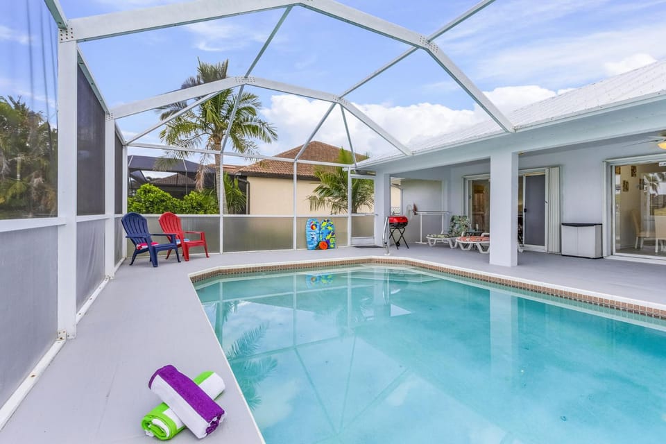 Villa Charming Sunset House in Cape Coral