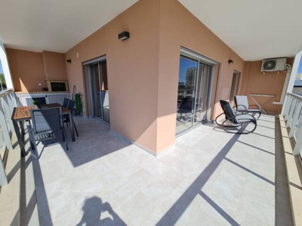 By The Sea - Premium Apartment in Portimao