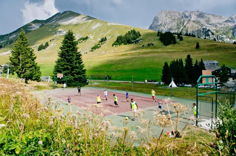 Tennis court