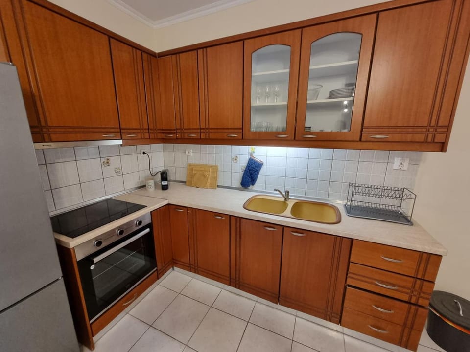 Kitchen or kitchenette, pet friendly, stove