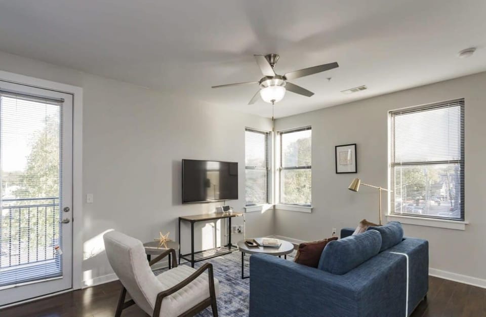 Cozysuites Music Row Stylish 2BR in Nashville! 59 Apartment in Music Row