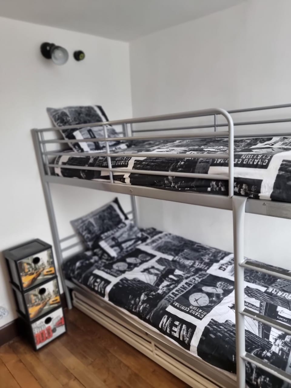bunk bed