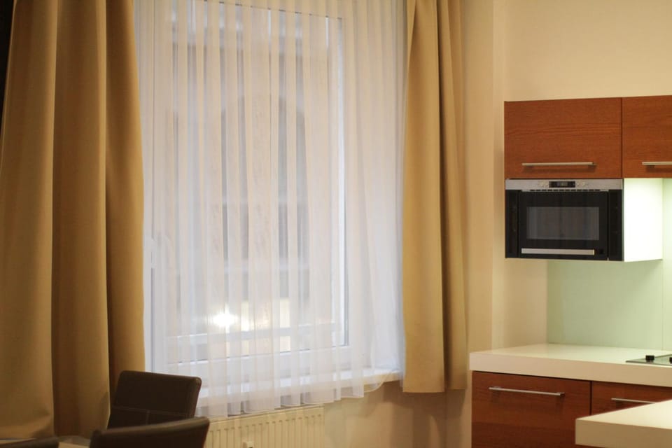 Living room, kitchen