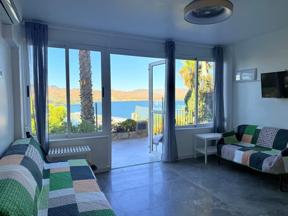 Balcony/Terrace, Living room, Seating area, Sea view