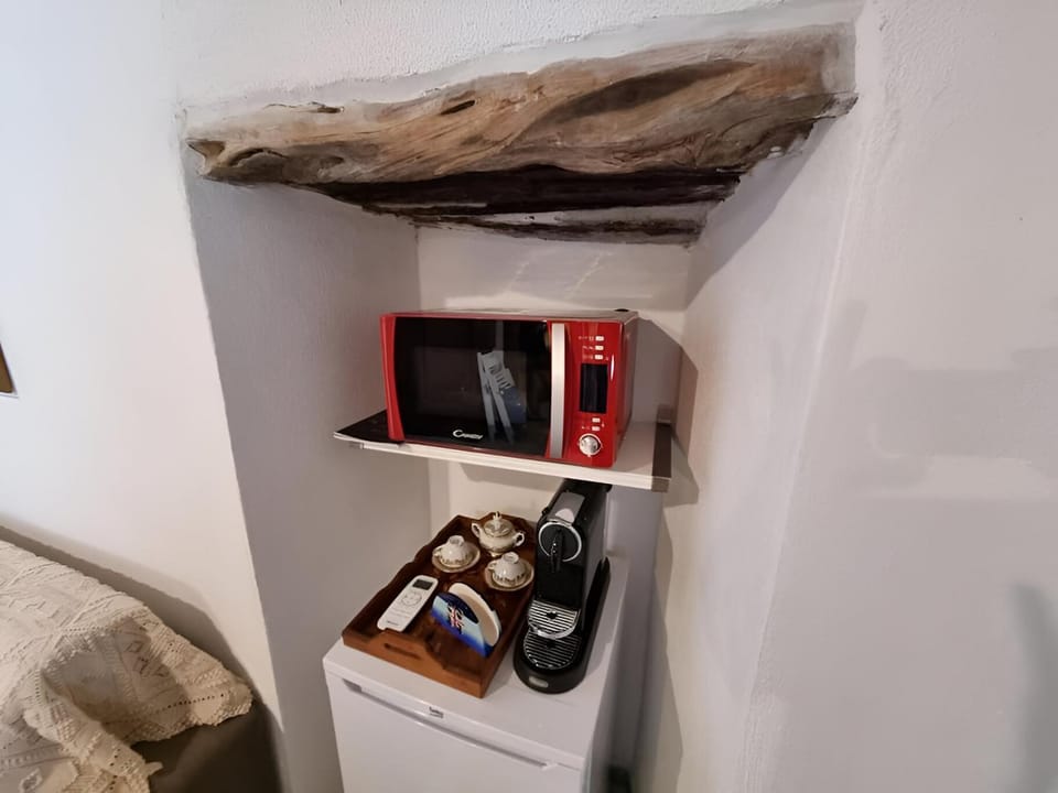 Coffee/tea facilities, Kitchen or kitchenette, Food and drinks, Drinks, minibar