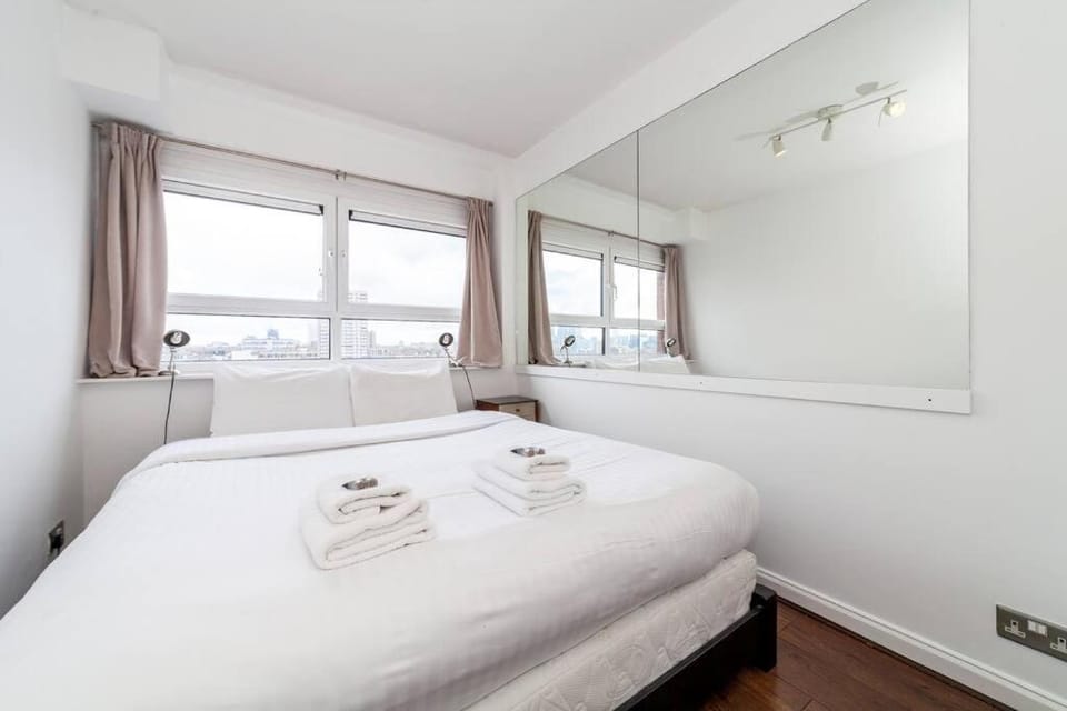 Amazing 2BR flat with City View, Bethnal Green Apartment in London Borough of Hackney