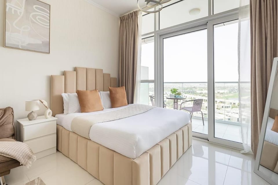Bed, Living room