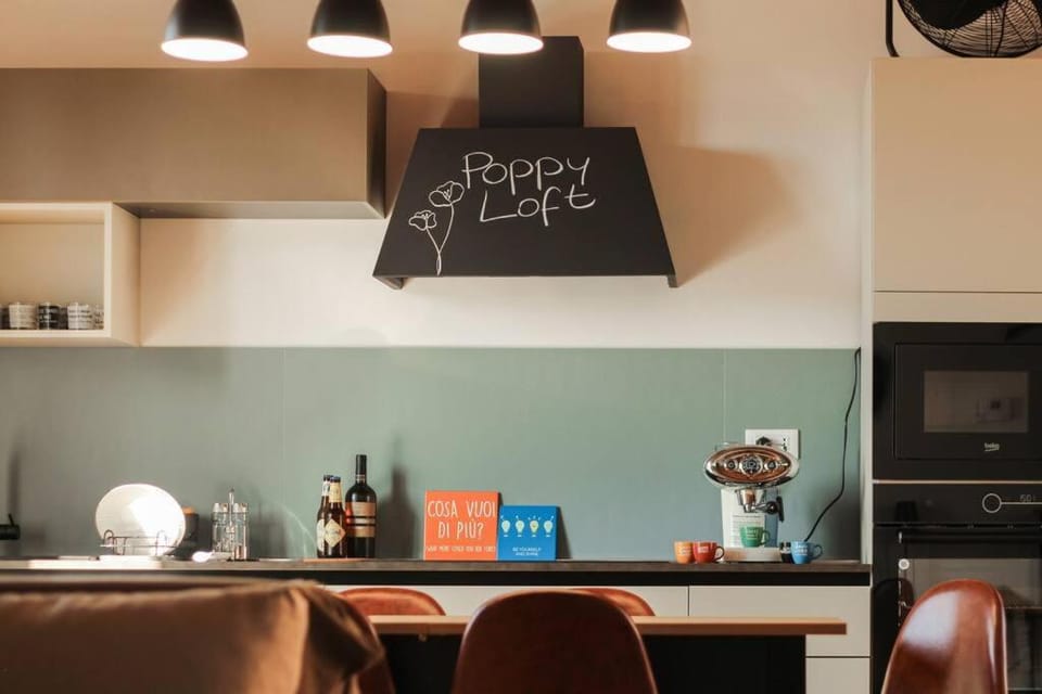 Coffee/tea facilities, Kitchen or kitchenette, minibar