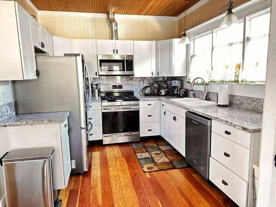 Fireside Cottage House in Jacksonville
