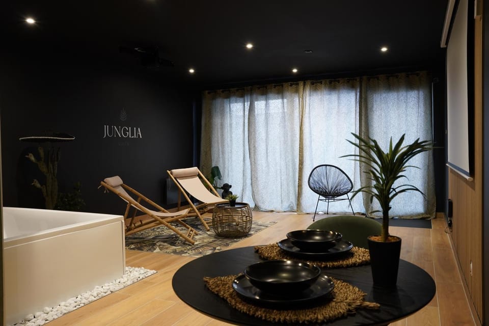 Living room, kitchen, kitchen