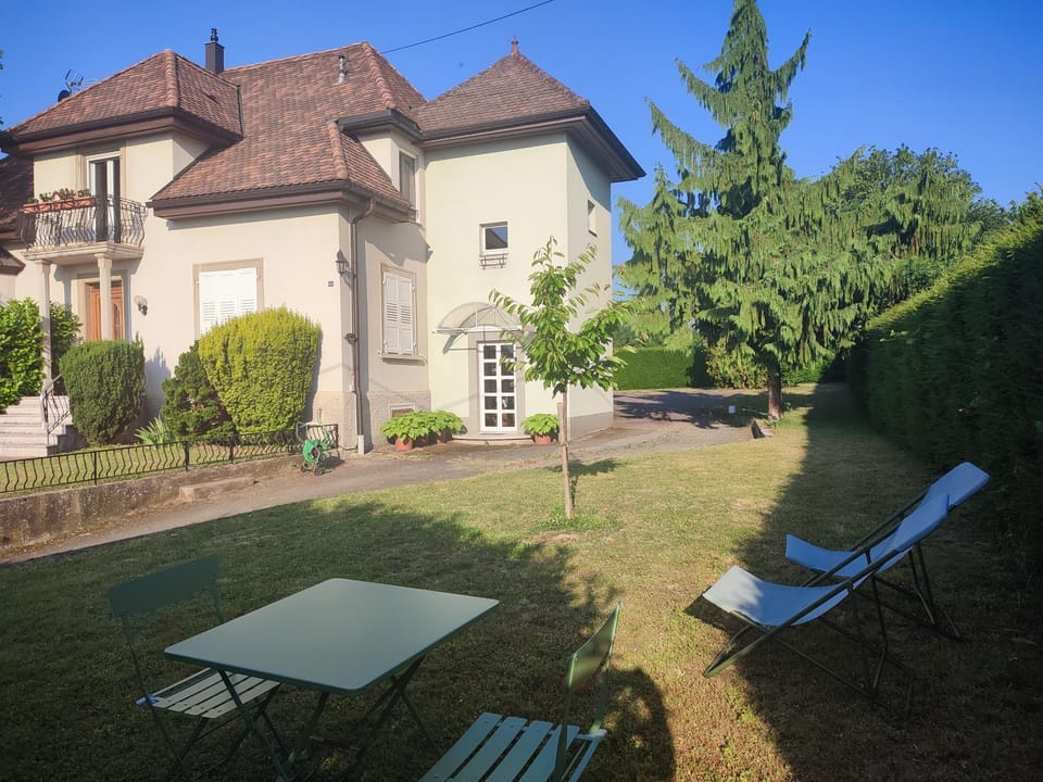 Garden, sunbed