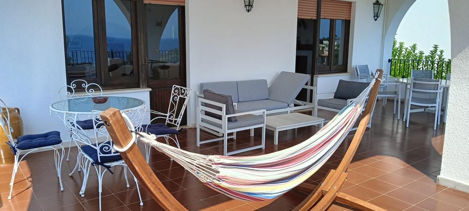 Patio, Balcony/Terrace, Dining area, Sea view