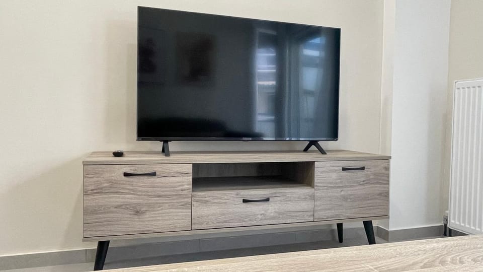 TV and multimedia, Evening entertainment