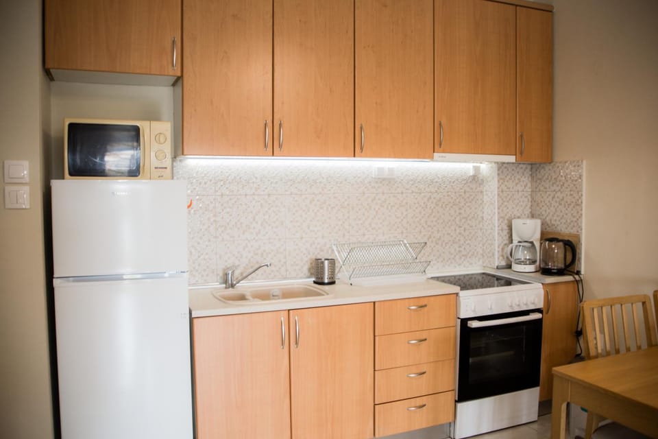 Coffee/tea facilities, Dining area, minibar, pet friendly, stove, kitchen