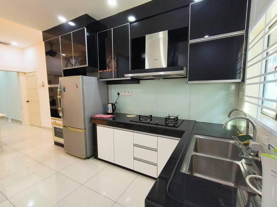 TheBliss8 八悦椋居 2R2B for 5-8pax House in Malacca