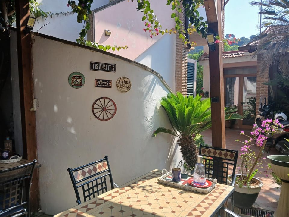 La capannina cilento num 11 Bed and Breakfast in Campania