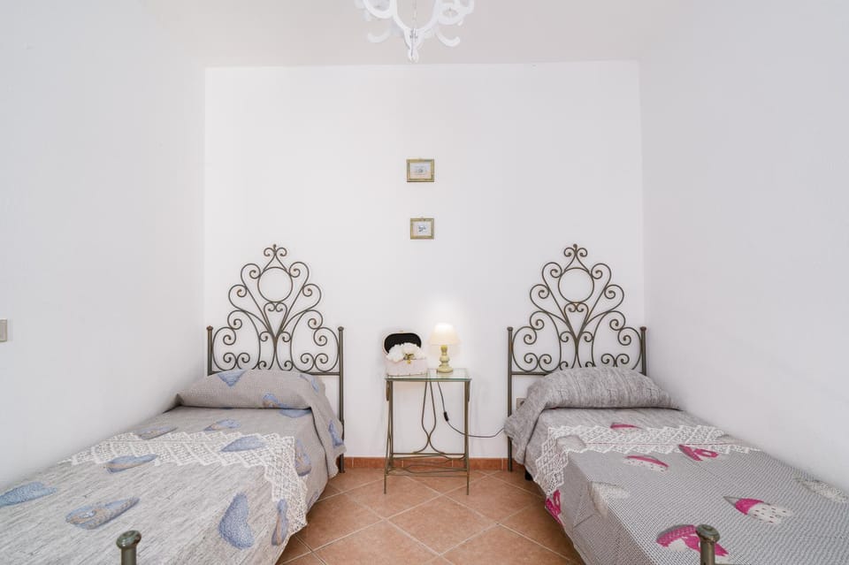 Property building, Living room, Bedroom