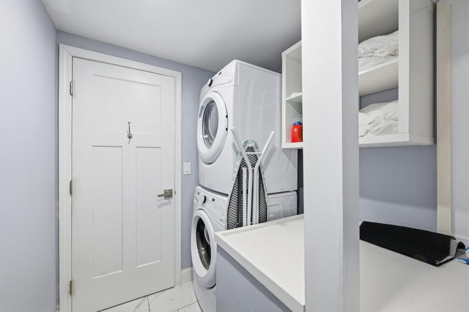 laundry, washing machine, dryer