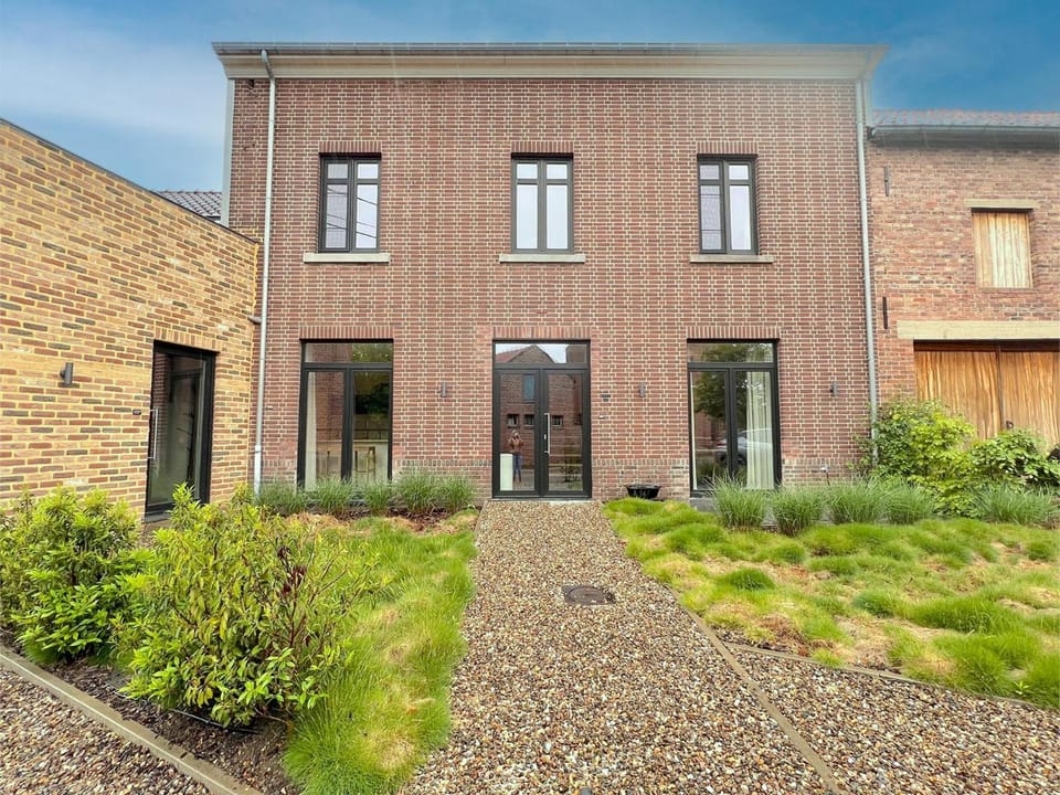 Property building, Summer