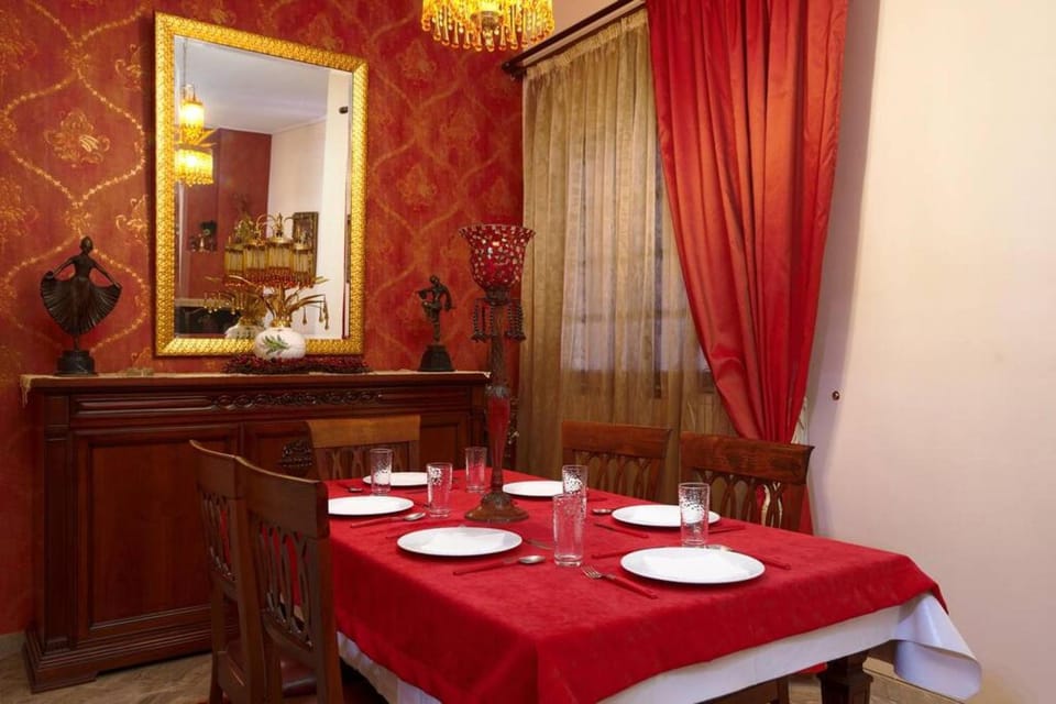 Spacious central apartment wh free parking spaces Apartment in Athens
