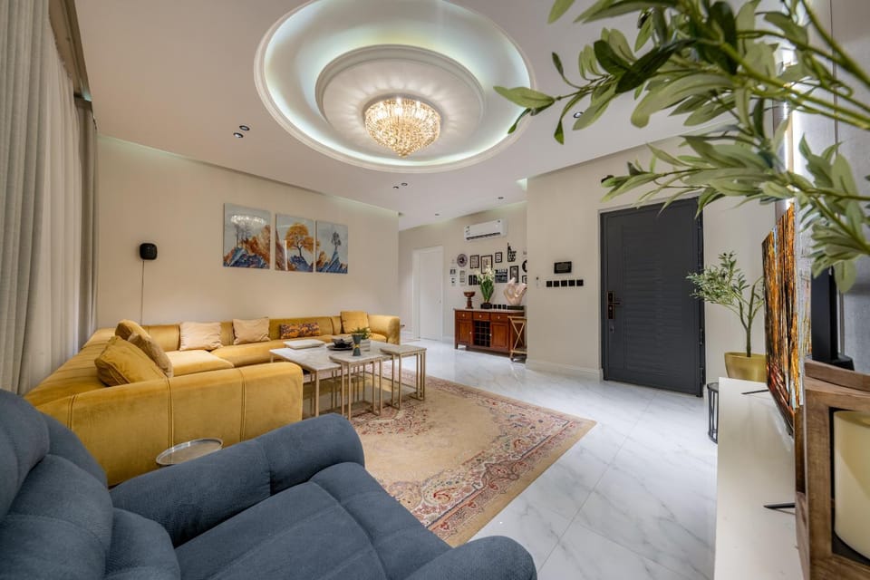شقة فاخرة ٣ غرف وصالة ٣ Apartment in Riyadh
