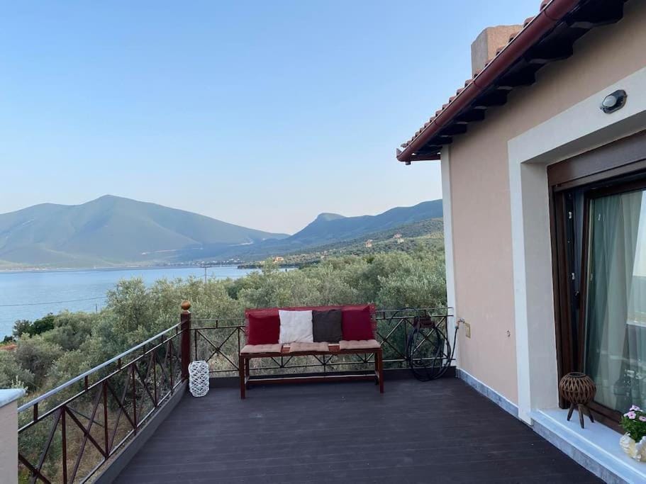 Natural landscape, View (from property/room), Balcony/Terrace, Mountain view, Sea view