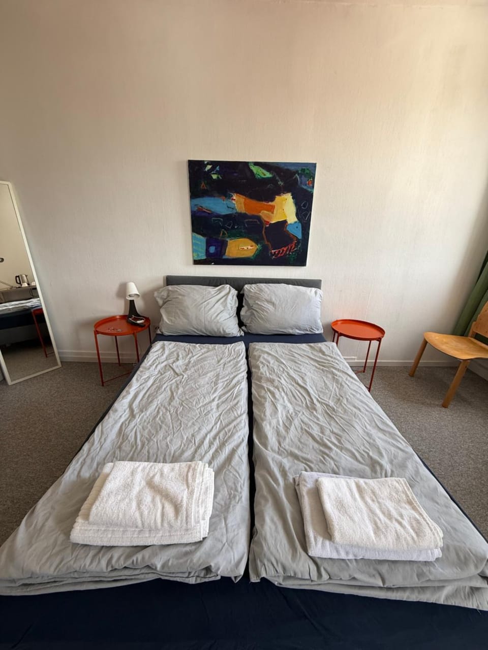 Bed, Photo of the whole room, Bedroom, towels