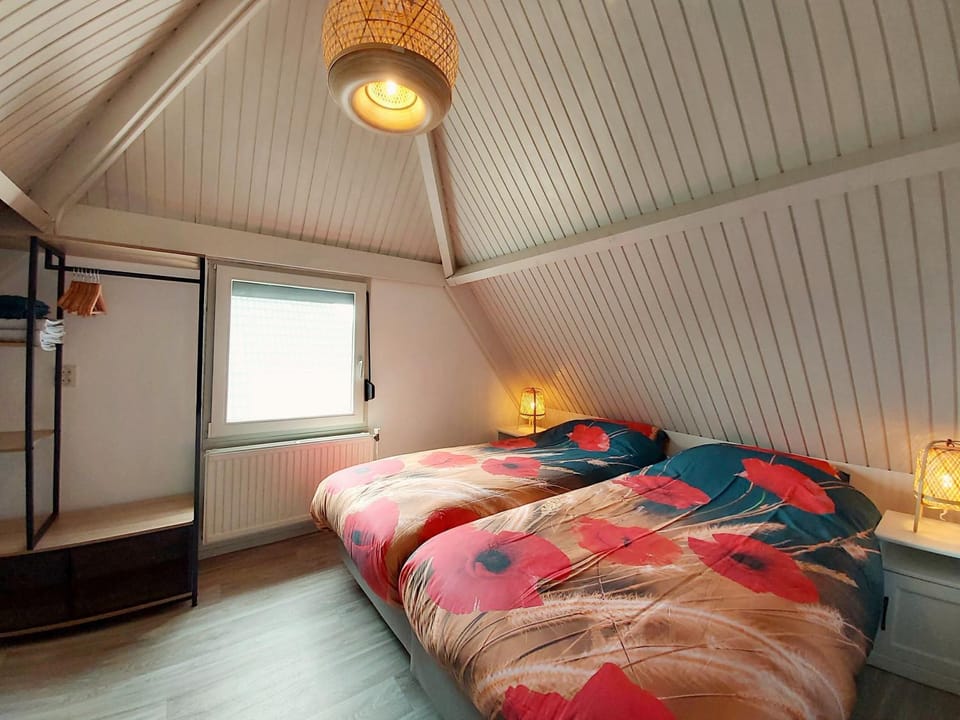 Luxe 6p vakantiehuis aan Strand & Grevelingenmeer! House in Zeeland, Netherlands