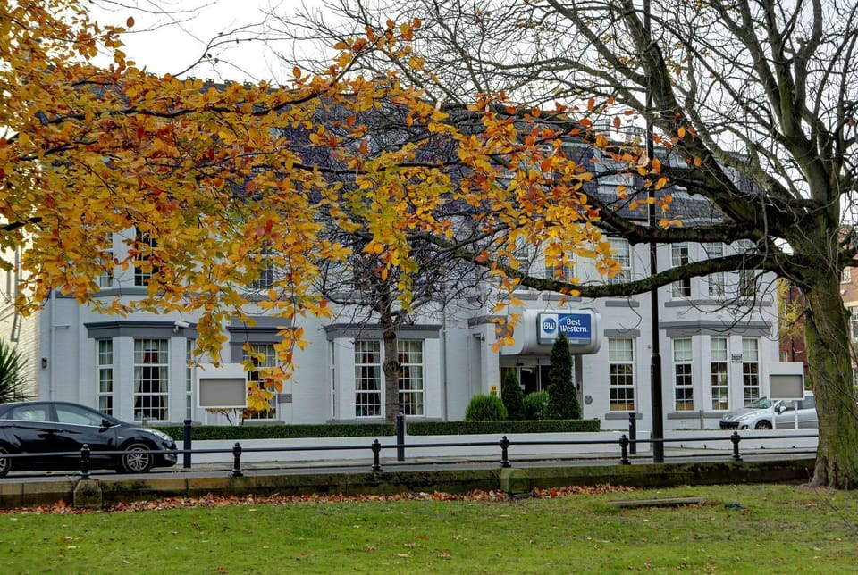 Property building, Facade/entrance