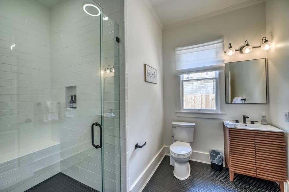Bathroom, Bath