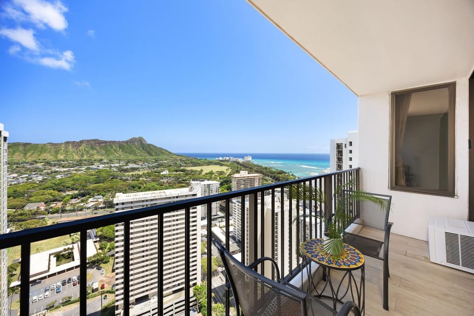 Balcony/Terrace, Mountain view, Sea view