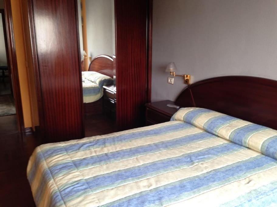 Bed, Photo of the whole room