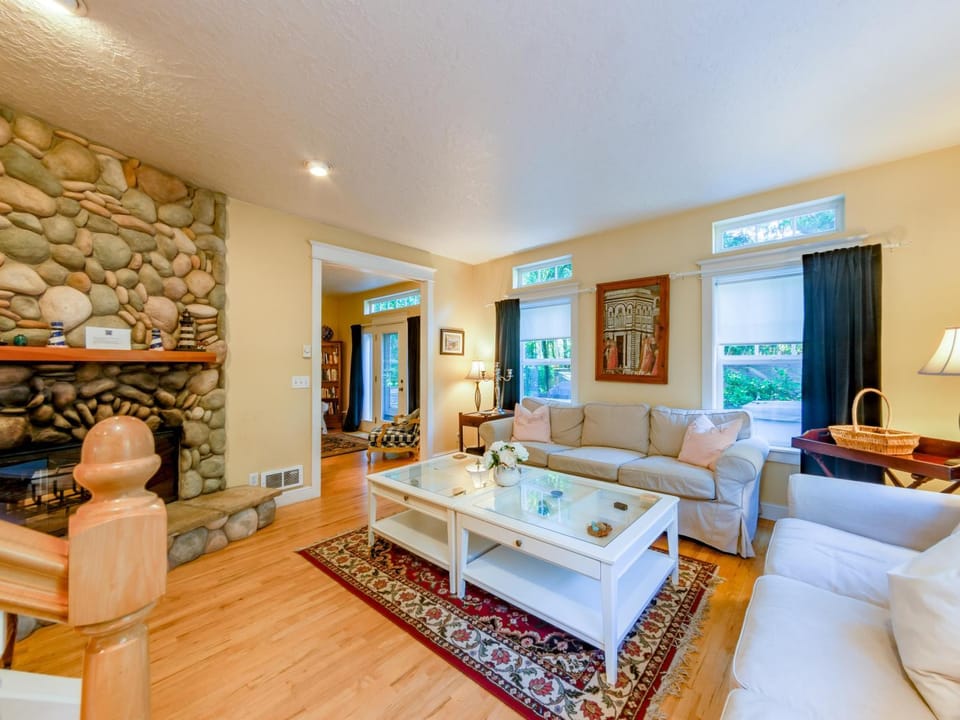 Bella Mar House in Manzanita