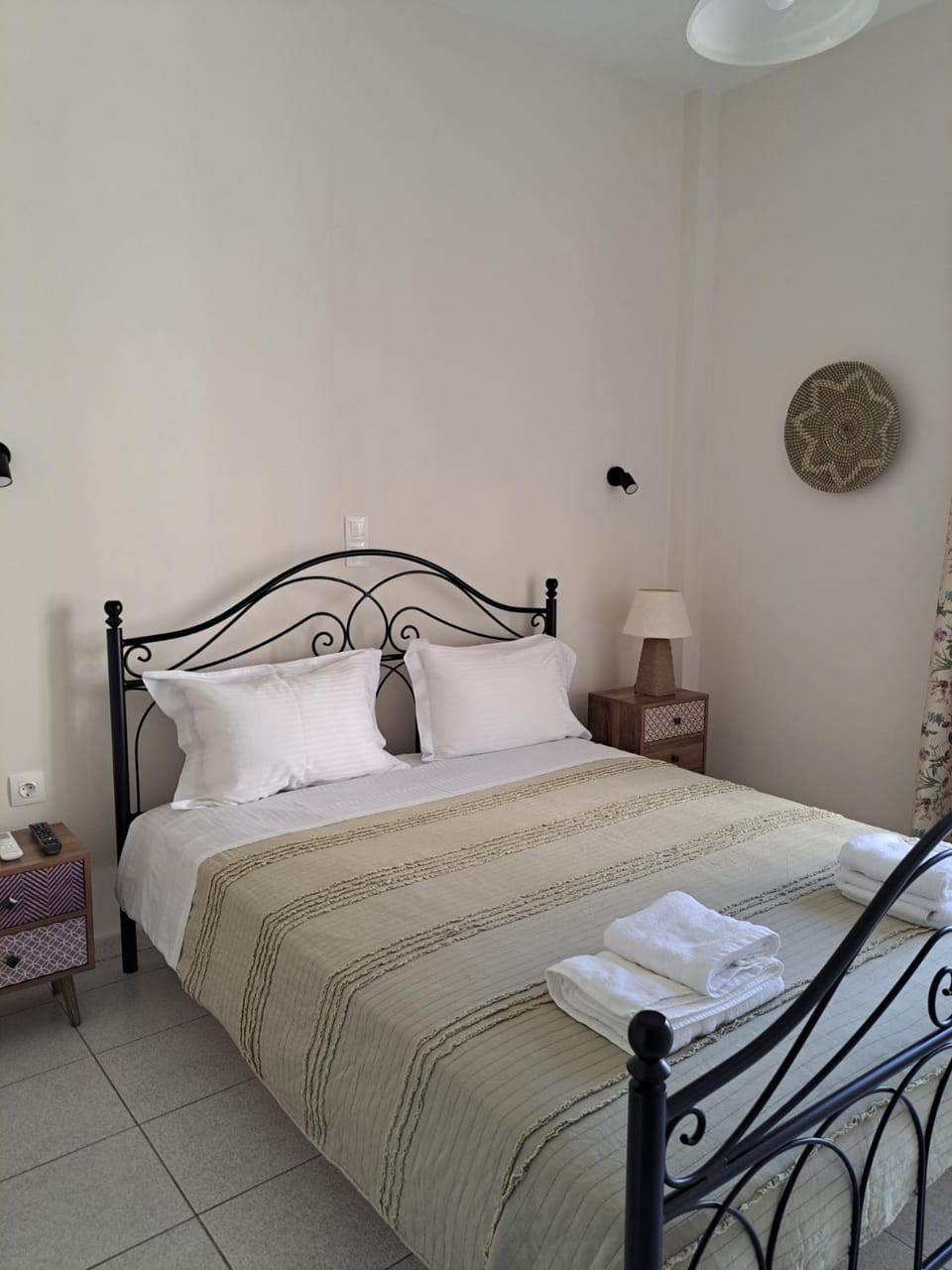 Penny's Beach Cottage Apartment in Peloponnese, Western Greece and the Ionian