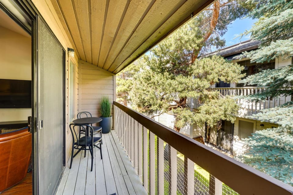 Walk to Main St & Lifts: Ketchum Townhouse! House in Ketchum