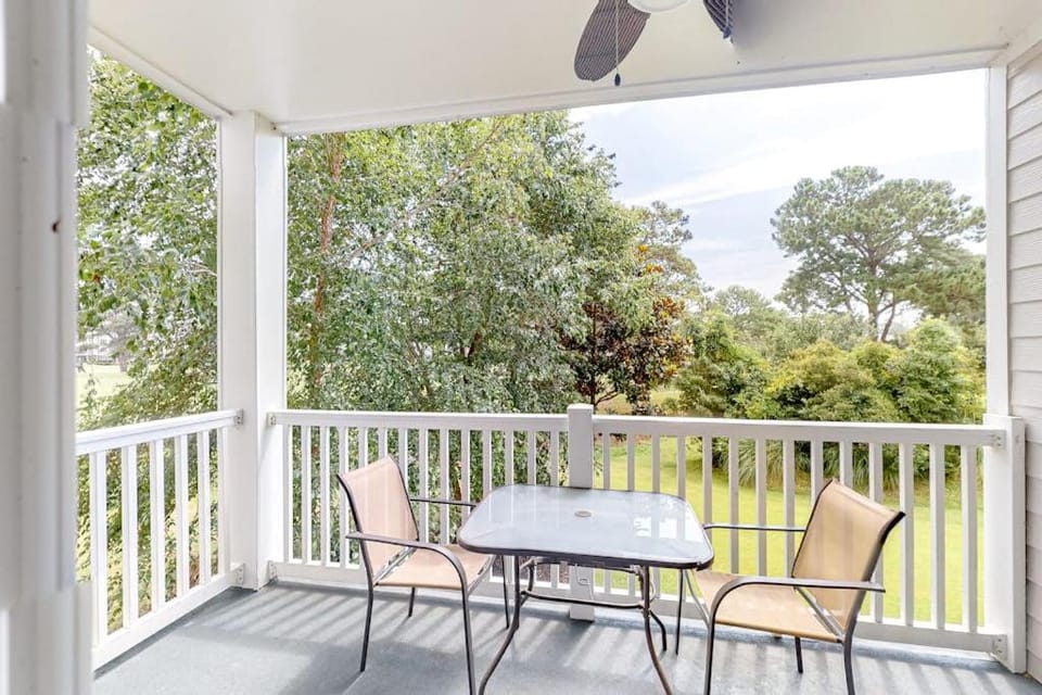 Magnolia North, Unit 202 Apartment in Myrtle Beach