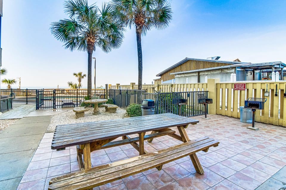 Sunbird 1107E Apartment in Panama City Beach