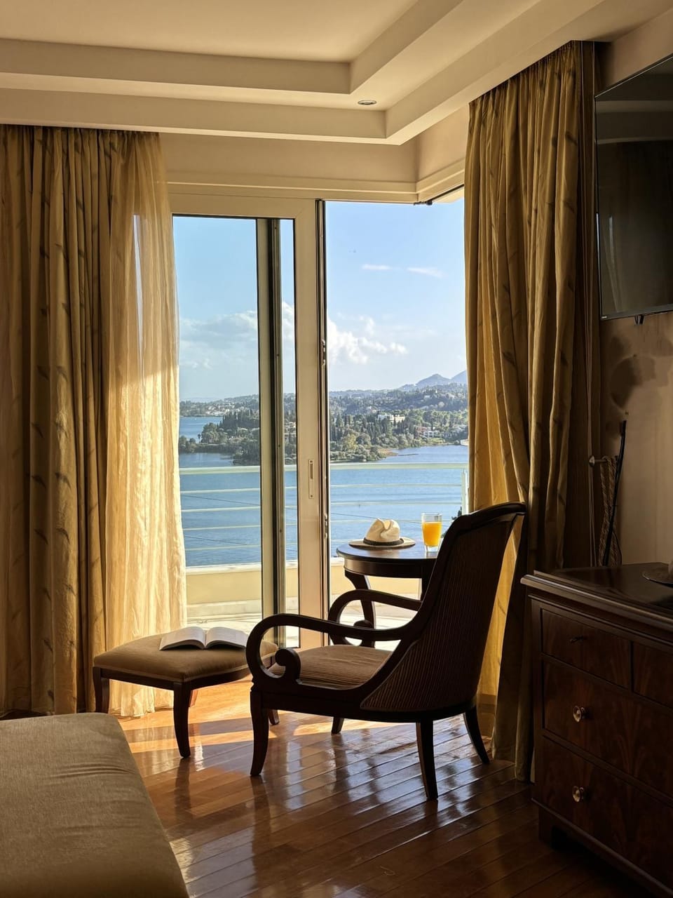 Bedroom, Sea view