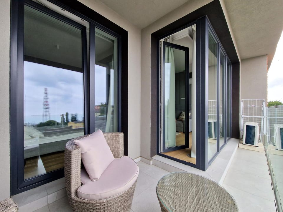 View (from property/room), Balcony/Terrace, Balcony/Terrace, Seating area