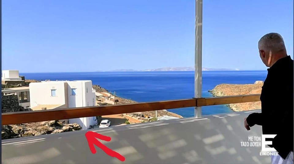 Aegean balcony house House in Decentralized Administration of the Aegean