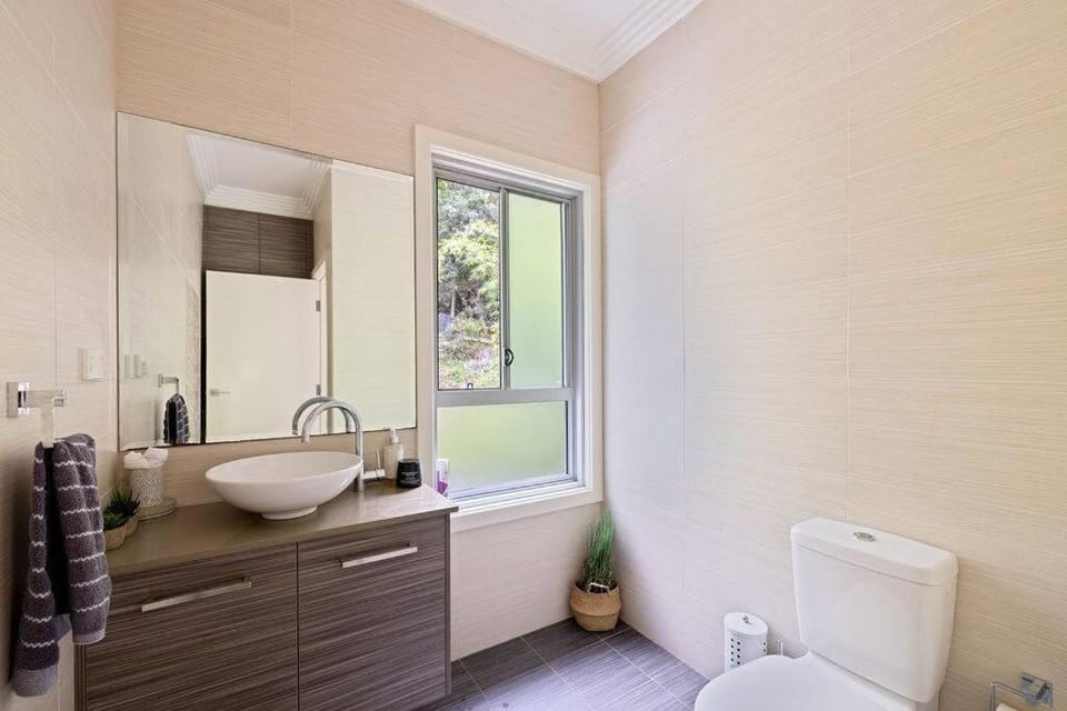 Toilet, Bathroom