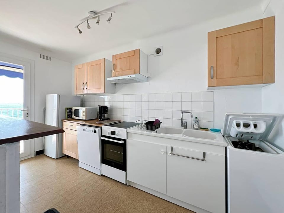 F3 à Palavas, en bord de mer, pour 4 personnes avec grande terrasse - FR-1-559-31 Apartment in Palavas-les-Flots