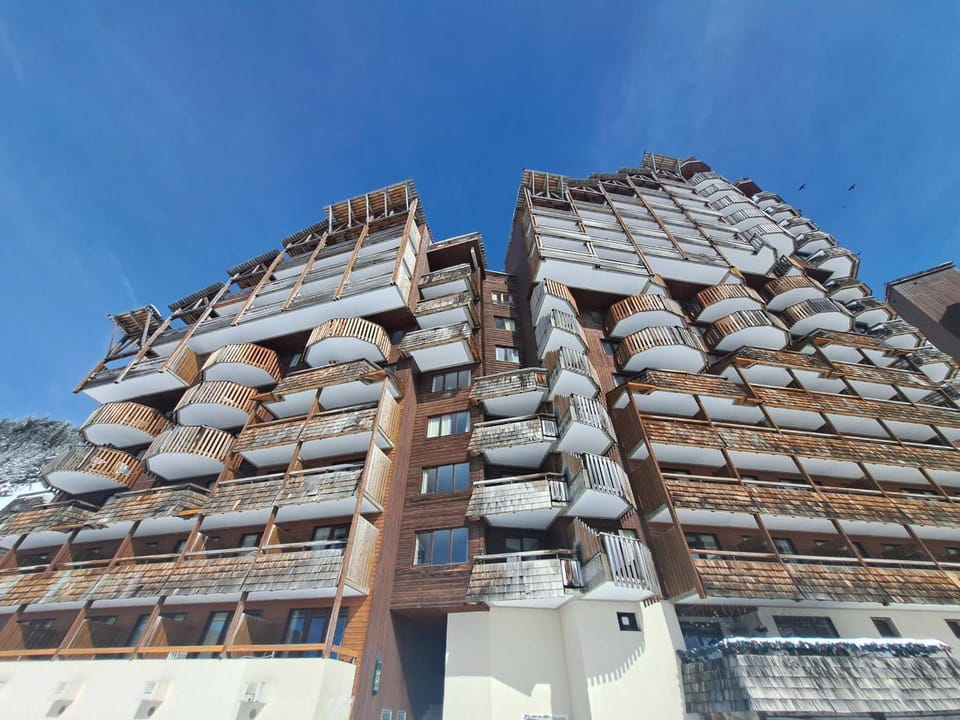 Appartement lumineux, skis aux pieds, 4 pers, balcon ensoleillé - FR-1-314-218 Apartment in Avoriaz