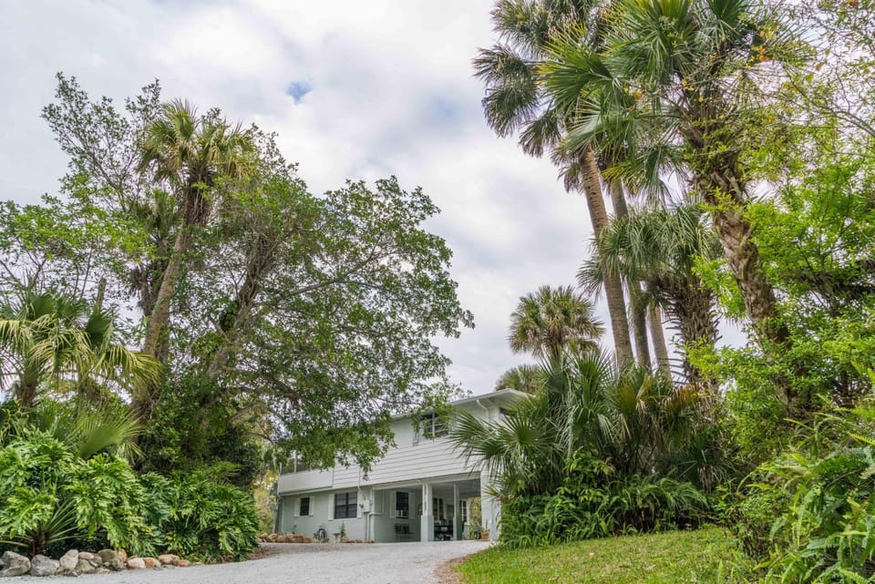 Property building, Natural landscape
